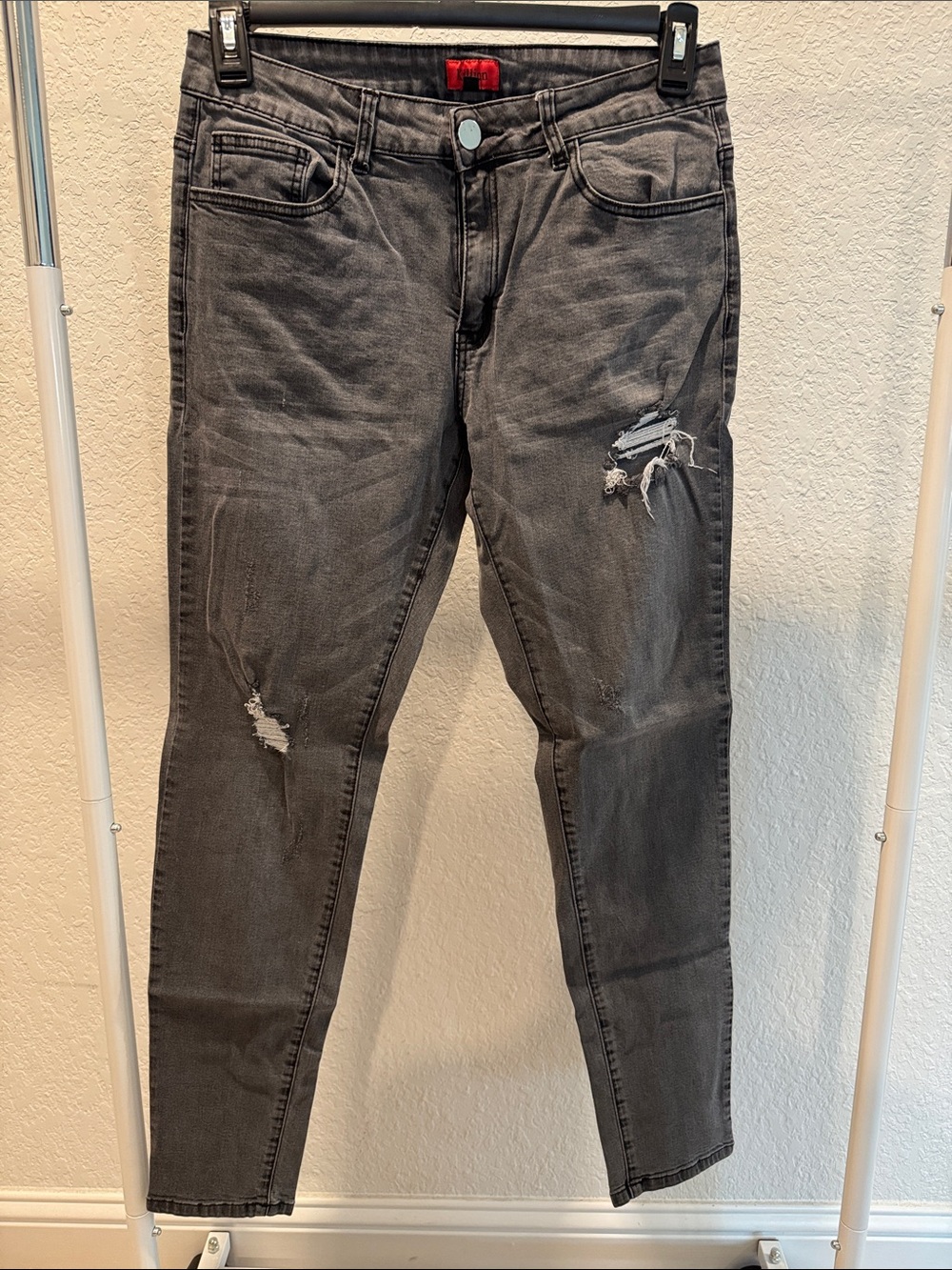 Killion Slim Fit Distressed Gray Men’s Jeans